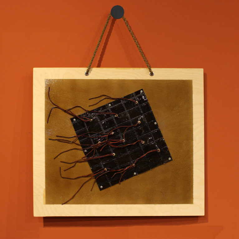 تابلو چرم H013